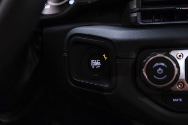 2025 Jeep Gladiator Rubicon V8 HEMI 4X4 DUPONT KEVLAR,LIFTED,BUMPERS | Carrollton, TX | Texas Vehicle Exchange 2025 Jeep Gladiator Rubicon V8 HEMI 4X4 DUPONT KEVLAR,LIFTED,BUMPERS | Carrollton, TX | Texas Vehicle Exchange