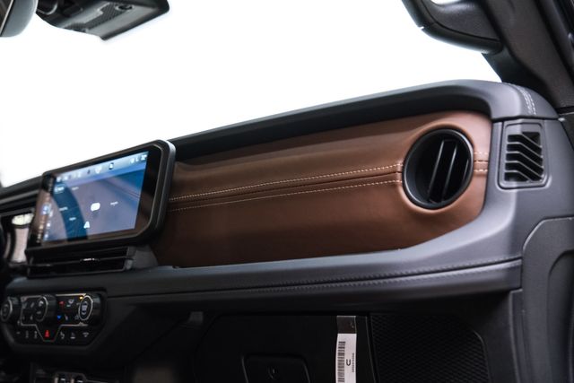 2025 Jeep Gladiator Rubicon V8 HEMI 4X4 DUPONT KEVLAR,LIFTED,BUMPERS | Carrollton, TX | Texas Vehicle Exchange 2025 Jeep Gladiator Rubicon V8 HEMI 4X4 DUPONT KEVLAR,LIFTED,BUMPERS | Carrollton, TX | Texas Vehicle Exchange