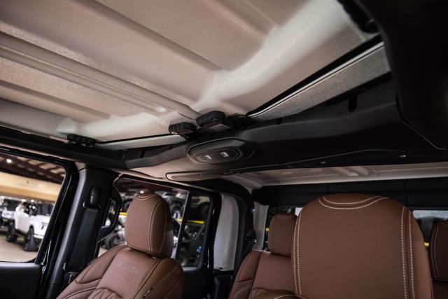 2025 Jeep Gladiator Rubicon V8 HEMI 4X4 DUPONT KEVLAR,LIFTED,BUMPERS | Carrollton, TX | Texas Vehicle Exchange 2025 Jeep Gladiator Rubicon V8 HEMI 4X4 DUPONT KEVLAR,LIFTED,BUMPERS | Carrollton, TX | Texas Vehicle Exchange