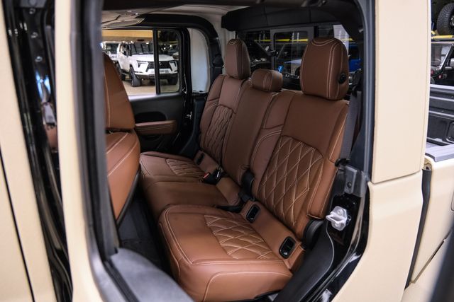 2025 Jeep Gladiator Rubicon V8 HEMI 4X4 DUPONT KEVLAR,LIFTED,BUMPERS | Carrollton, TX | Texas Vehicle Exchange 2025 Jeep Gladiator Rubicon V8 HEMI 4X4 DUPONT KEVLAR,LIFTED,BUMPERS | Carrollton, TX | Texas Vehicle Exchange