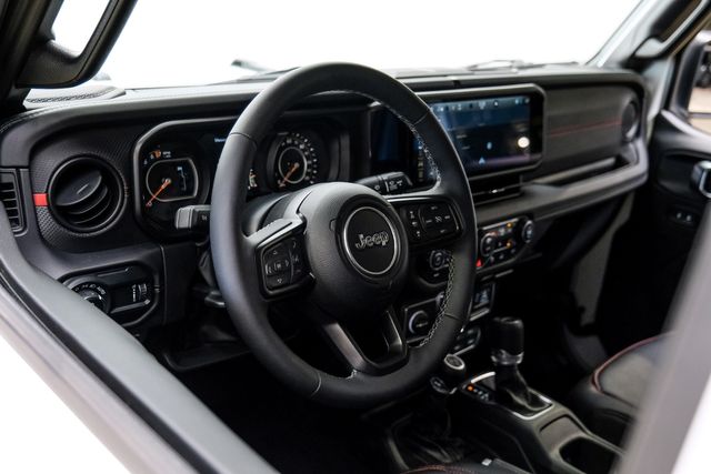 2025 Jeep Gladiator Rubicon X 4X4 LIFTED, LEATHER, FUELWHEELS,3K MILES | Carrollton, TX | Texas Vehicle Exchange 2025 Jeep Gladiator Rubicon X 4X4 LIFTED, LEATHER, FUELWHEELS,3K MILES | Carrollton, TX | Texas Vehicle Exchange