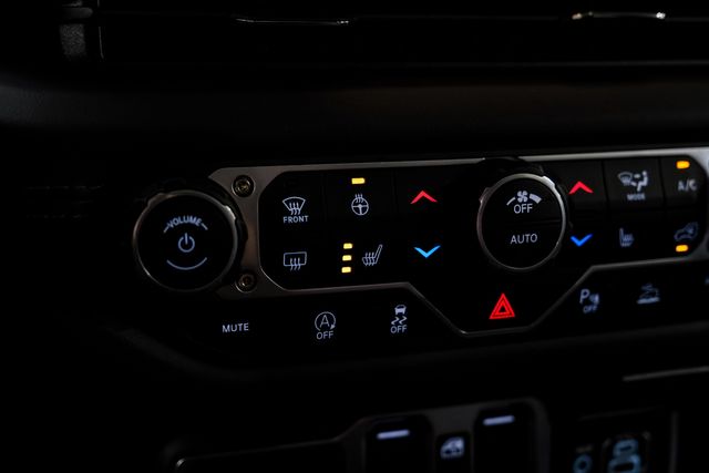 2025 Jeep Gladiator Rubicon X 4X4 LIFTED, LEATHER, FUELWHEELS,3K MILES | Carrollton, TX | Texas Vehicle Exchange 2025 Jeep Gladiator Rubicon X 4X4 LIFTED, LEATHER, FUELWHEELS,3K MILES | Carrollton, TX | Texas Vehicle Exchange