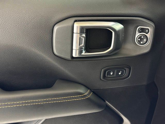 2025 Jeep Gladiator Texas Trail 4x4 4dr Crew Cab 5.0 ft. SB | Houston, TX | Houston Auto Credit