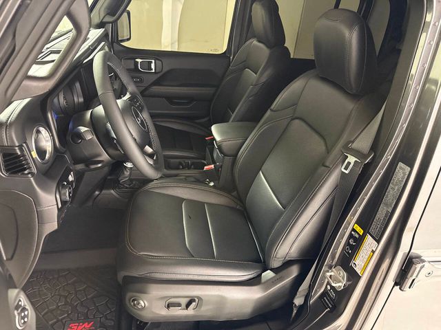 2025 Jeep Gladiator Texas Trail 4x4 4dr Crew Cab 5.0 ft. SB | Houston, TX | Houston Auto Credit 2025 Jeep Gladiator Texas Trail 4x4 4dr Crew Cab 5.0 ft. SB | Houston, TX | Houston Auto Credit