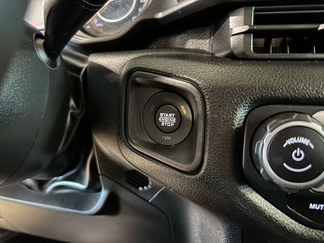 2025 Jeep Gladiator Sport S 4x4 24S Sport Package Color Matched Fen... | Irving, Texas | Hopper Motorplex 2025 Jeep Gladiator Sport S 4x4 24S Sport Package Color Matched Fen... | Irving, Texas | Hopper Motorplex