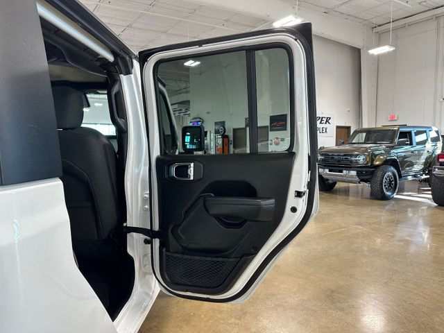 2025 Jeep Gladiator Sport S 4x4 Lifted Custom Wheels | Irving, Texas | Hopper Motorplex 2025 Jeep Gladiator Sport S 4x4 Lifted Custom Wheels | Irving, Texas | Hopper Motorplex