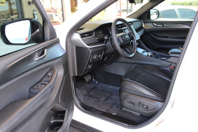 2025 Jeep Grand Cherokee Altitude | Bullhead City, AZ | Automobile Consulting Services 2025 Jeep Grand Cherokee Altitude | Bullhead City, AZ | Automobile Consulting Services