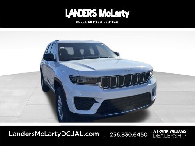 2025 Jeep Grand Cherokee Laredo | Huntsville, Alabama | Landers Mclarty DCJ
