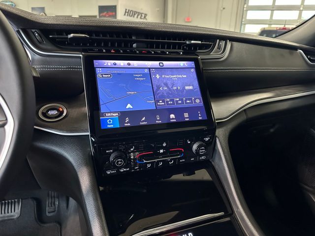 2025 Jeep Grand Cherokee Limited | Irving, Texas | Hopper Motorplex 2025 Jeep Grand Cherokee Limited | Irving, Texas | Hopper Motorplex