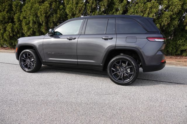 2025 Jeep Grand Cherokee Limited | Loganville, Georgia | Executive Auto