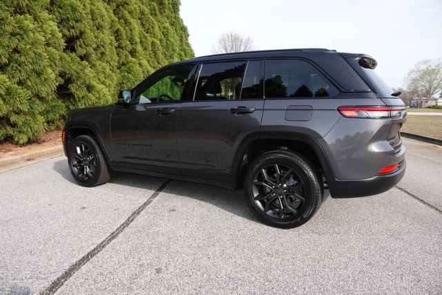 2025 Jeep Grand Cherokee Limited | Loganville, Georgia | Executive Auto