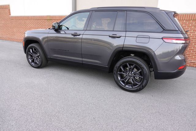 2025 Jeep Grand Cherokee Limited | Loganville, Georgia | Executive Auto 2025 Jeep Grand Cherokee Limited | Loganville, Georgia | Executive Auto