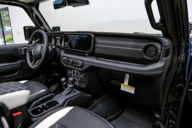2025 Jeep Wrangler Unlimited Rubicon 4X4 SKY TOP,DUPONT KEVLAR,LIFT | Carrollton, TX | Texas Vehicle Exchange 2025 Jeep Wrangler Unlimited Rubicon 4X4 SKY TOP,DUPONT KEVLAR,LIFT | Carrollton, TX | Texas Vehicle Exchange