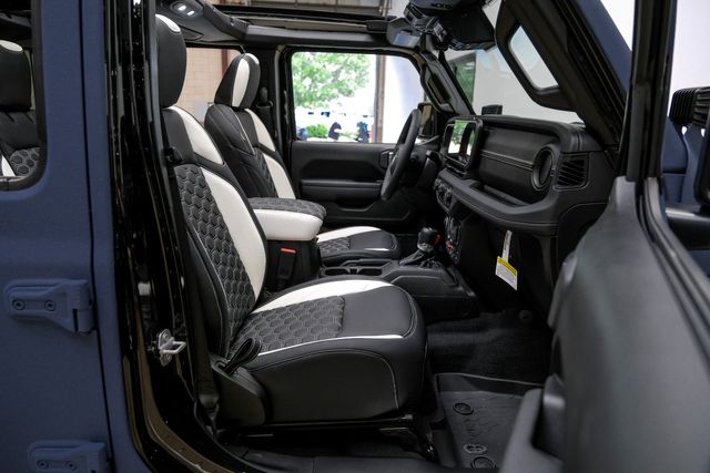 2025 Jeep Wrangler Unlimited Rubicon 4X4 SKY TOP,DUPONT KEVLAR,LIFT | Carrollton, TX | Texas Vehicle Exchange 2025 Jeep Wrangler Unlimited Rubicon 4X4 SKY TOP,DUPONT KEVLAR,LIFT | Carrollton, TX | Texas Vehicle Exchange