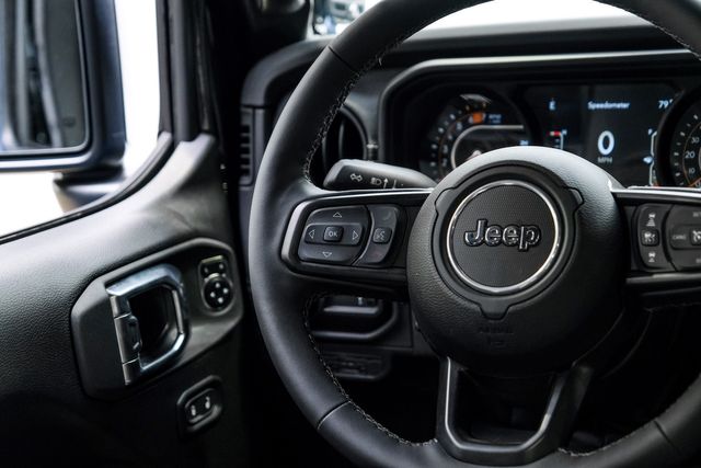 2025 Jeep Wrangler Unlimited Rubicon 4X4 SKY TOP,DUPONT KEVLAR,LIFT | Carrollton, TX | psv5 DEMO - Texas Vehicle Exchange 2025 Jeep Wrangler Unlimited Rubicon 4X4 SKY TOP,DUPONT KEVLAR,LIFT | Carrollton, TX | psv5 DEMO - Texas Vehicle Exchange