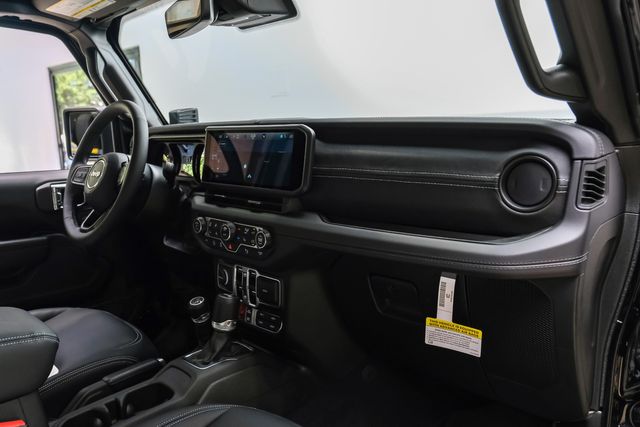 2025 Jeep Wrangler UNLIMITED Rubicon 4X4 SKY TOP, DUPONT KEVLAR, LIFT | Carrollton, TX | Texas Vehicle Exchange 2025 Jeep Wrangler UNLIMITED Rubicon 4X4 SKY TOP, DUPONT KEVLAR, LIFT | Carrollton, TX | Texas Vehicle Exchange