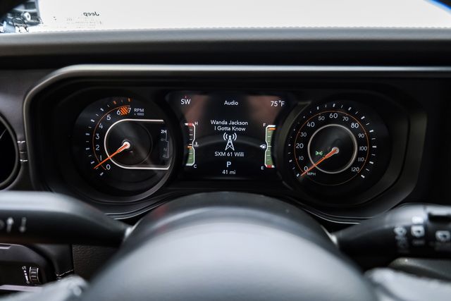 2025 Jeep Wrangler UNLIMITED Rubicon 4X4 SKY TOP, DUPONT KEVLAR, LIFT | Carrollton, TX | Texas Vehicle Exchange 2025 Jeep Wrangler UNLIMITED Rubicon 4X4 SKY TOP, DUPONT KEVLAR, LIFT | Carrollton, TX | Texas Vehicle Exchange