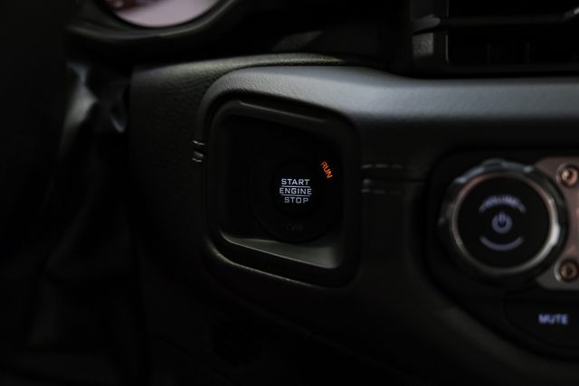 2025 Jeep Wrangler UNLIMITED Rubicon 4X4 SKY TOP, DUPONT KEVLAR, LIFT | Carrollton, TX | Texas Vehicle Exchange 2025 Jeep Wrangler UNLIMITED Rubicon 4X4 SKY TOP, DUPONT KEVLAR, LIFT | Carrollton, TX | Texas Vehicle Exchange