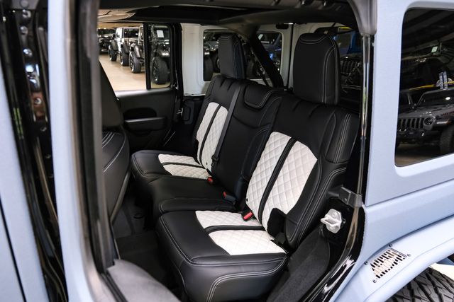 2025 Jeep Wrangler UNLIMITED Rubicon 4X4 SKY TOP, DUPONT KEVLAR, LIFT | Carrollton, TX | Texas Vehicle Exchange 2025 Jeep Wrangler UNLIMITED Rubicon 4X4 SKY TOP, DUPONT KEVLAR, LIFT | Carrollton, TX | Texas Vehicle Exchange