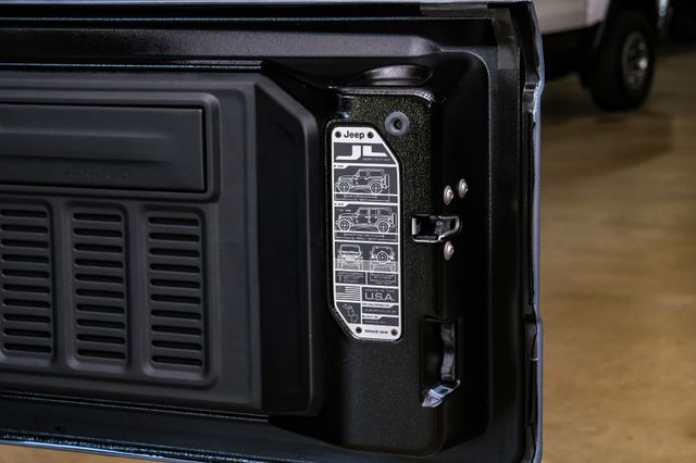 2025 Jeep Wrangler UNLIMITED Rubicon 4X4 SKY TOP, DUPONT KEVLAR, LIFT | Carrollton, TX | Texas Vehicle Exchange 2025 Jeep Wrangler UNLIMITED Rubicon 4X4 SKY TOP, DUPONT KEVLAR, LIFT | Carrollton, TX | Texas Vehicle Exchange