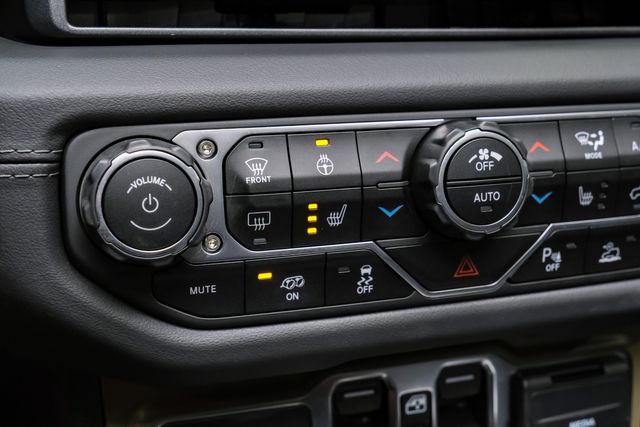 2025 Jeep Wrangler Unlimited Rubicon ,392 HEMI, SKYTOP, DUPONT KEVLER | Carrollton, TX | Texas Vehicle Exchange 2025 Jeep Wrangler Unlimited Rubicon ,392 HEMI, SKYTOP, DUPONT KEVLER | Carrollton, TX | Texas Vehicle Exchange