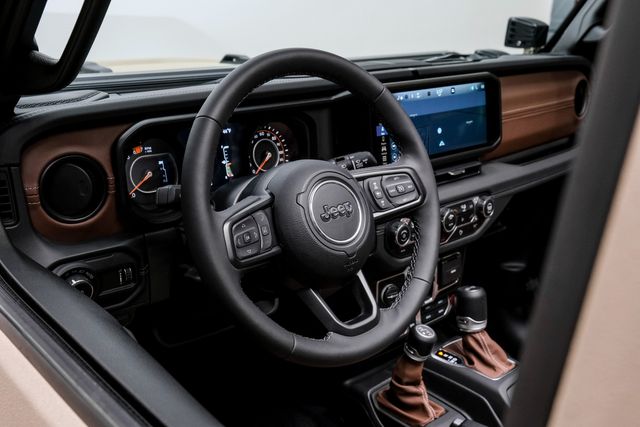 2025 Jeep Wrangler Unlimted Rubicon ,4X4 ,SKY TOP,DUPONT KEVLAR,LIFT | Carrollton, TX | Texas Vehicle Exchange 2025 Jeep Wrangler Unlimted Rubicon ,4X4 ,SKY TOP,DUPONT KEVLAR,LIFT | Carrollton, TX | Texas Vehicle Exchange