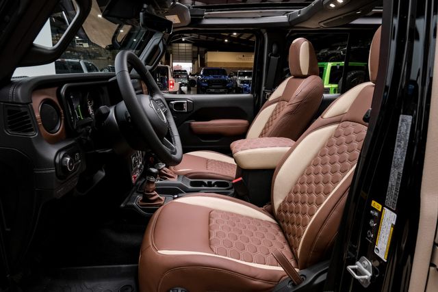 2025 Jeep Wrangler Unlimted Rubicon ,4X4 ,SKY TOP,DUPONT KEVLAR,LIFT | Carrollton, TX | Texas Vehicle Exchange 2025 Jeep Wrangler Unlimted Rubicon ,4X4 ,SKY TOP,DUPONT KEVLAR,LIFT | Carrollton, TX | Texas Vehicle Exchange