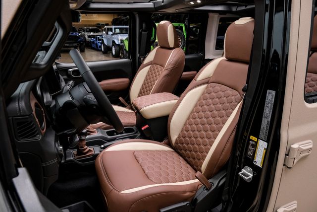 2025 Jeep Wrangler Unlimted Rubicon ,4X4 ,SKY TOP,DUPONT KEVLAR,LIFT | Carrollton, TX | Texas Vehicle Exchange 2025 Jeep Wrangler Unlimted Rubicon ,4X4 ,SKY TOP,DUPONT KEVLAR,LIFT | Carrollton, TX | Texas Vehicle Exchange