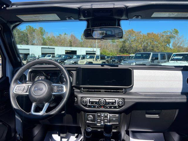 2025 Jeep Wrangler Sahara 4xe - Power-Top
