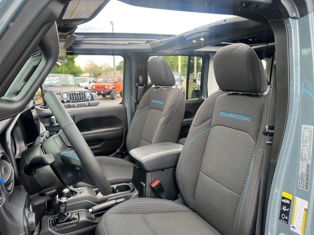 2025 Jeep Wrangler Rubicon 4xe