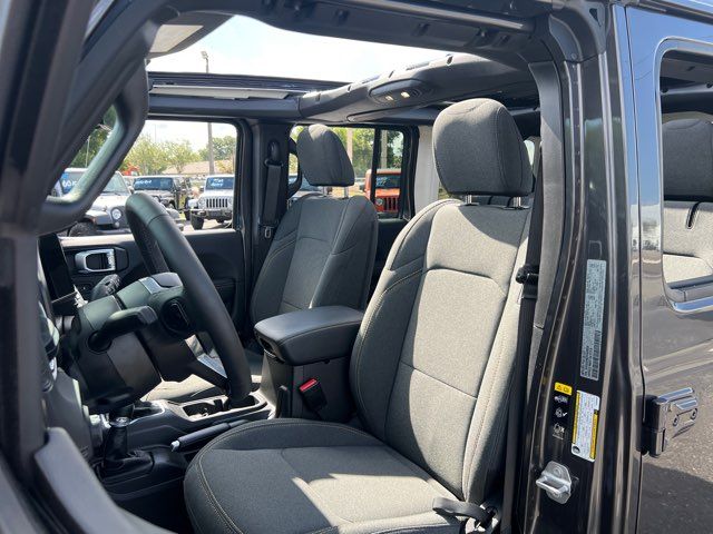 2025 Jeep Wrangler Sahara 4xe - Power-Top