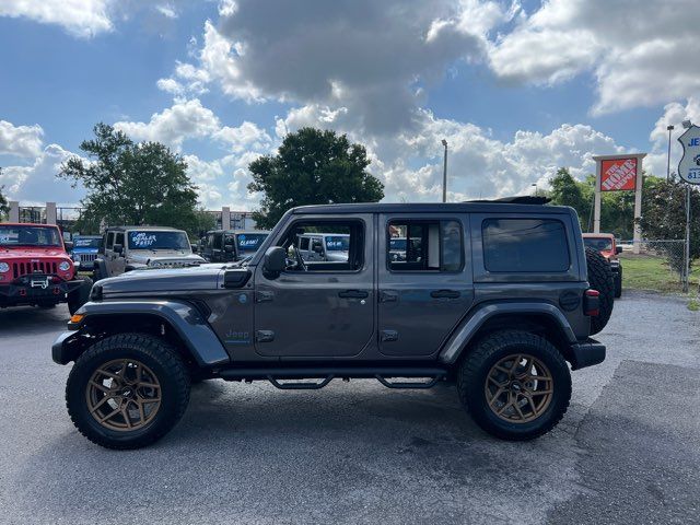 2025 Jeep Wrangler Sahara 4xe - Power-Top