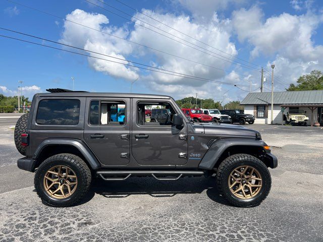 2025 Jeep Wrangler Sahara 4xe - Power-Top