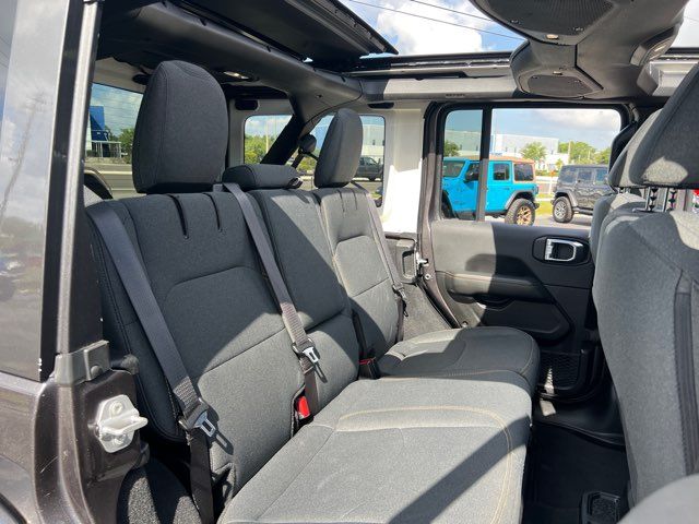 2025 Jeep Wrangler Sahara 4xe - Power-Top