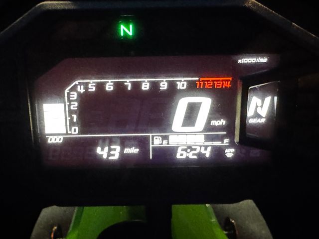 2025 Kawasaki Ninja 500 KRT