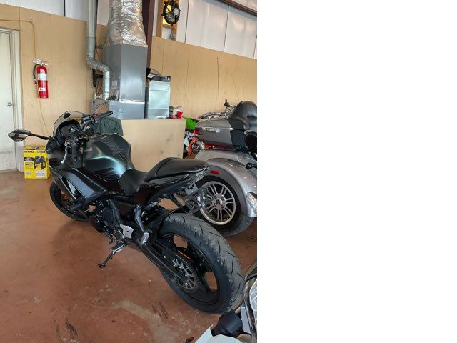 2025 Kawasaki Ninja 650 