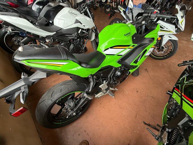 2025 Kawasaki Ninja 650 2025 Kawasaki Ninja 650