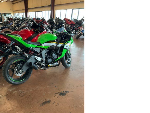 2025 Kawasaki Ninja ZX-6R Base 2025 Kawasaki Ninja ZX-6R Base