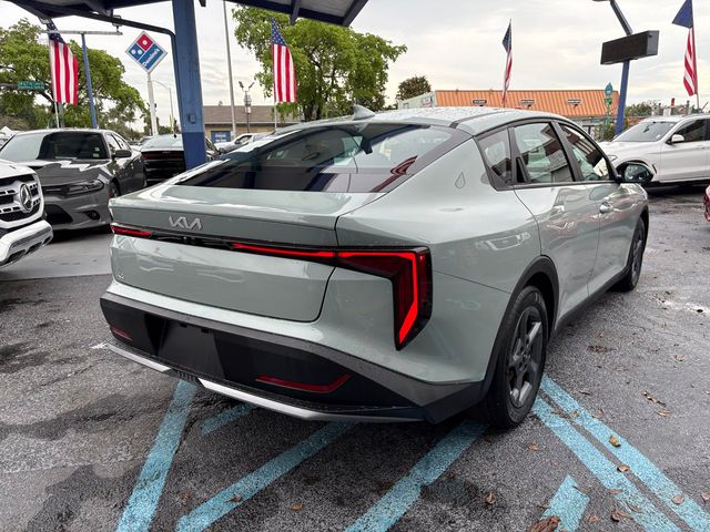 2025 Kia K4 LX