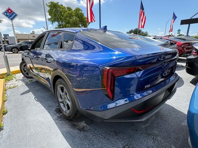 2025 Kia K4 LX