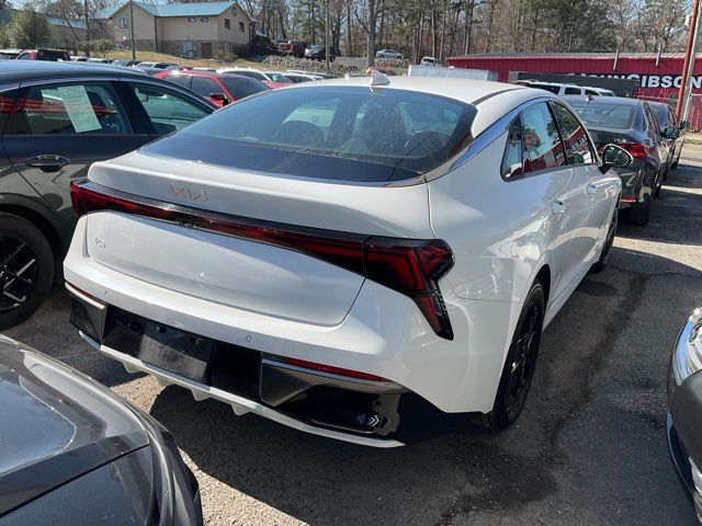 2025 Kia K5 LXS