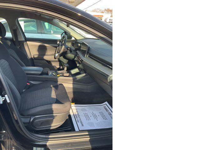 2025 Kia K5 LXS 2025 Kia K5 LXS