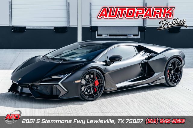 2025 Lamborghini Revuelto 
