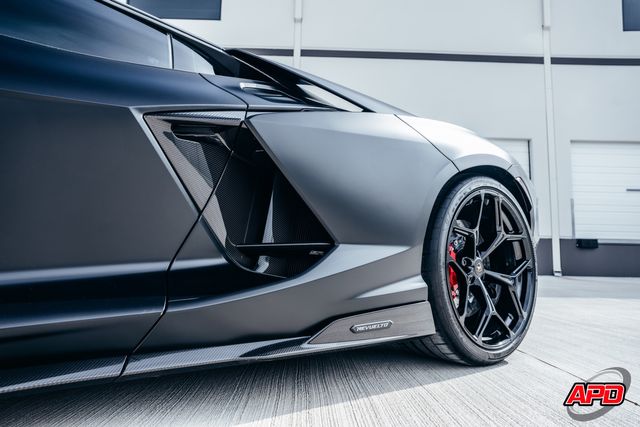 2025 Lamborghini Revuelto 2025 Lamborghini Revuelto