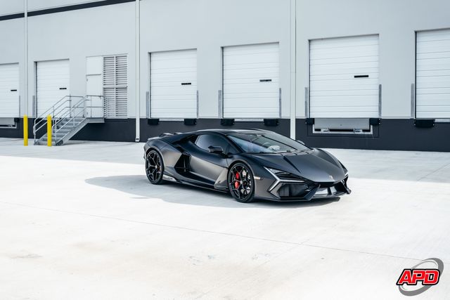 2025 Lamborghini Revuelto 2025 Lamborghini Revuelto