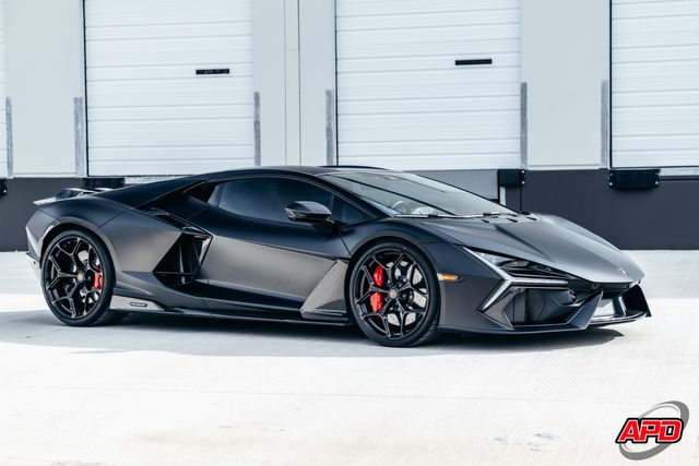 2025 Lamborghini Revuelto 2025 Lamborghini Revuelto
