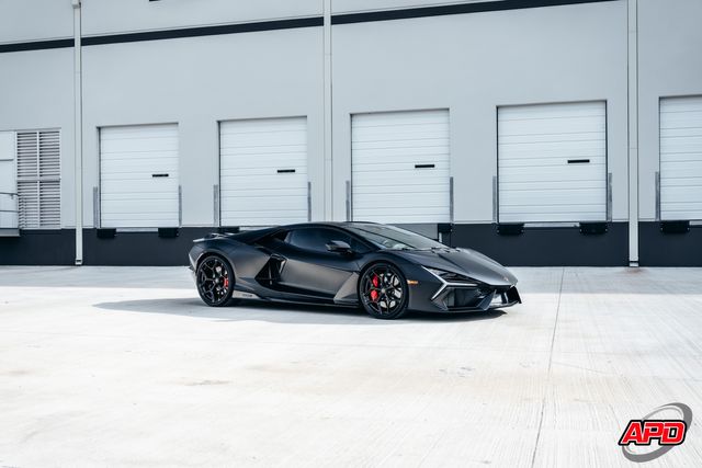2025 Lamborghini Revuelto 2025 Lamborghini Revuelto