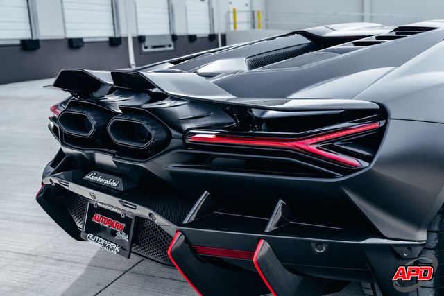 2025 Lamborghini Revuelto 2025 Lamborghini Revuelto