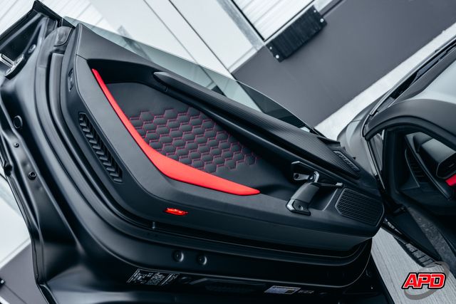 2025 Lamborghini Revuelto 