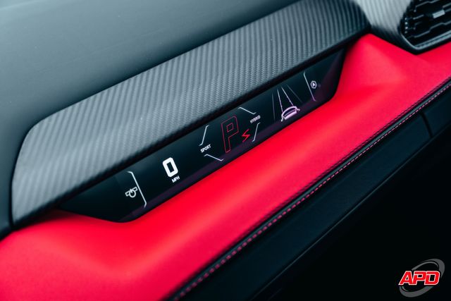 2025 Lamborghini Revuelto 